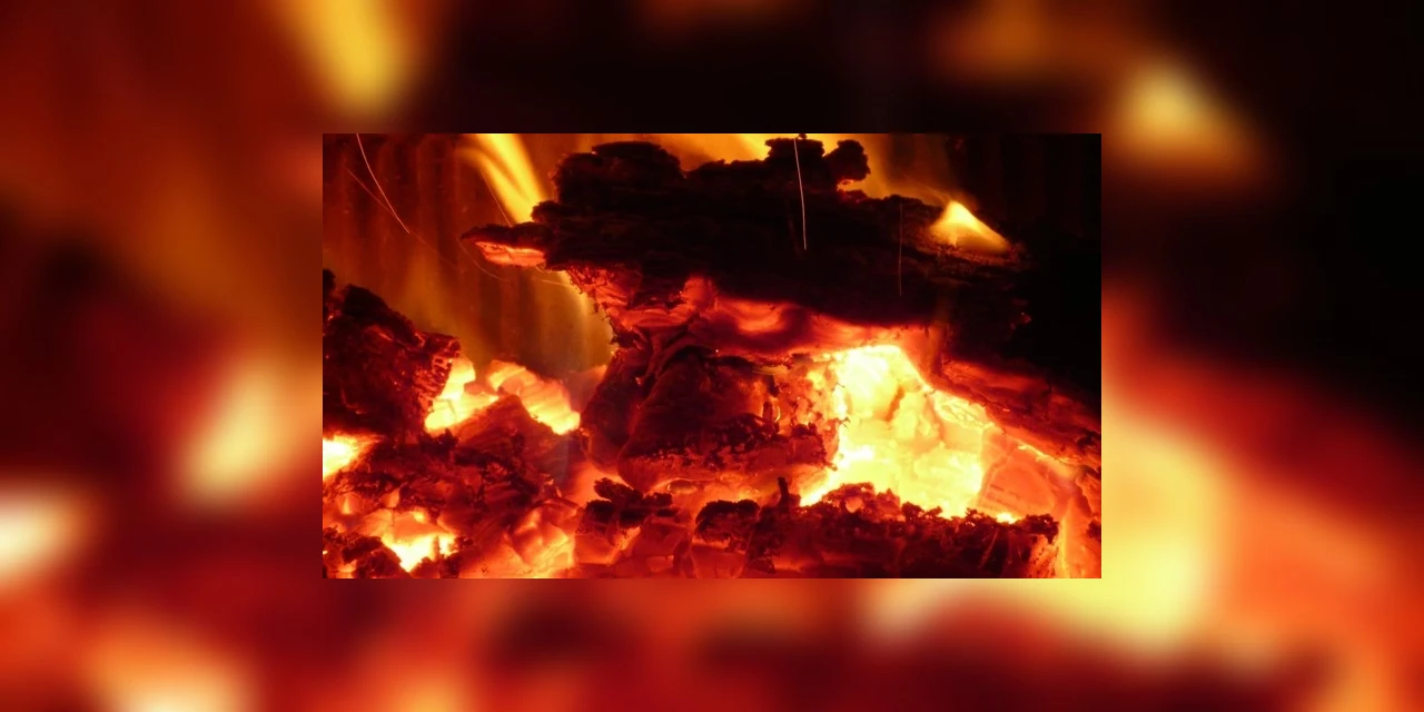 Duas pessoas ficam gravemente feridas após explosão de churrasqueira em Ponta Grossa