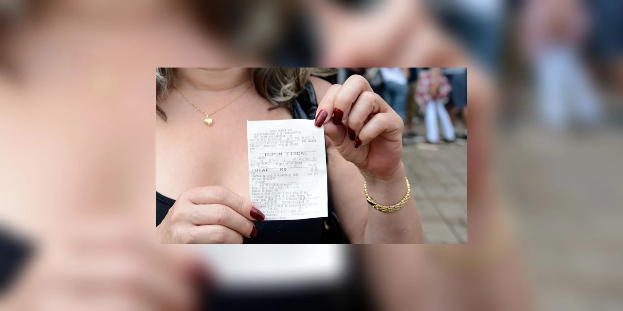 Nota Paraná sorteia R$ 1.000 para moradores de 46 cidades