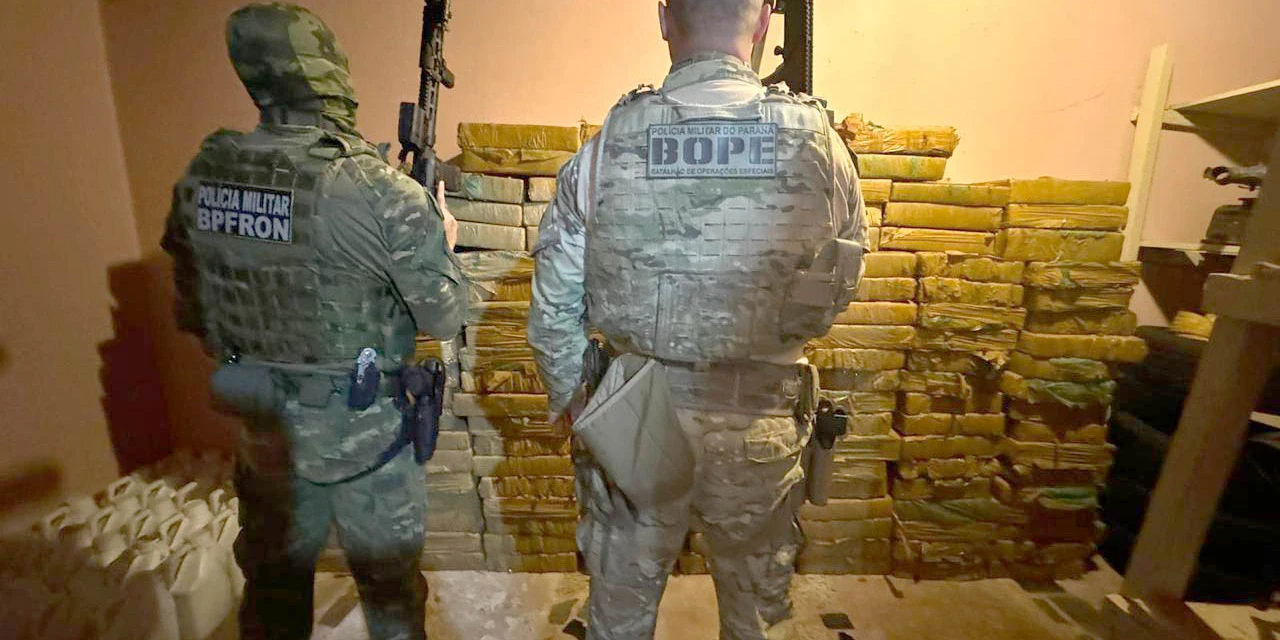 PMPR apreende 1,4 tonelada de maconha em paiol de propriedade rural