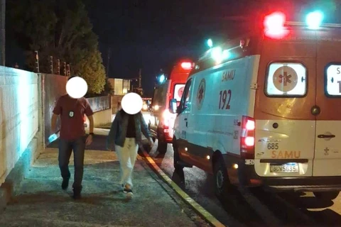 Homem morre após pular telhados de residências e ser amarrado por moradores