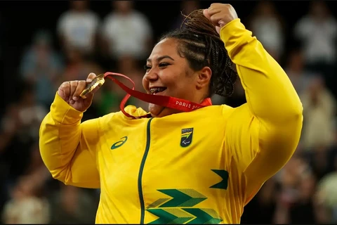 Com direito a recorde paralímpico, Tayana Medeiros conquista o ouro