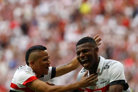 Na Arena BRB, São Paulo vence o Corinthians por 3 a 1