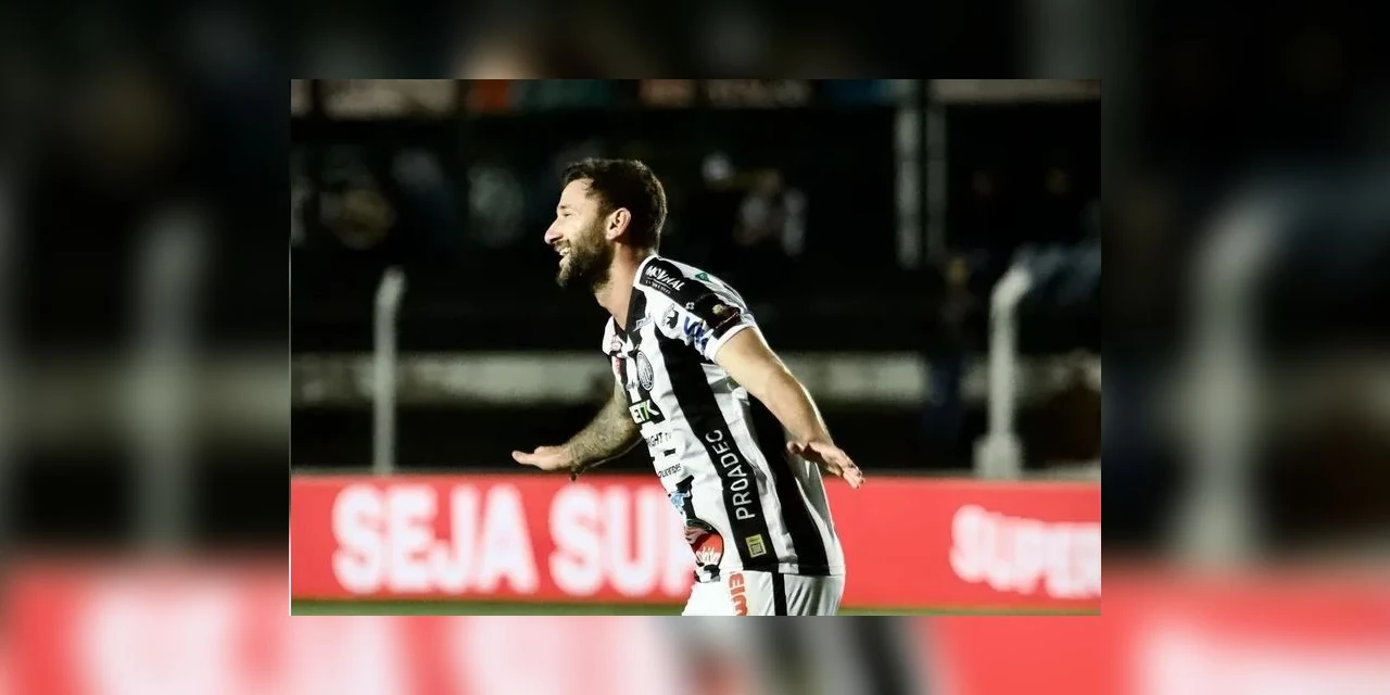 Operário vence a Chapecoense jogando no GK