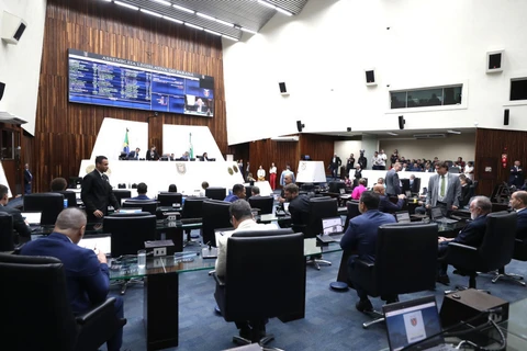 Deputados retomam sessões plenárias na Assembleia após as eleições