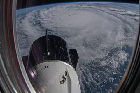 Furacão Milton mira a costa do Golfo da Flórida e mais de 1 milhão de pessoas receberam ordem de retirada