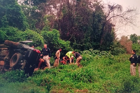 Dois policiais que seguiam para o trabalho morrem em acidente na BR-376, em Tibagi