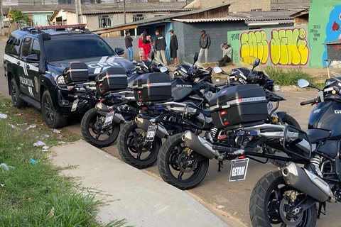 Operação policial mira suspeitos de envolvimento com o tráfico de drogas em PG