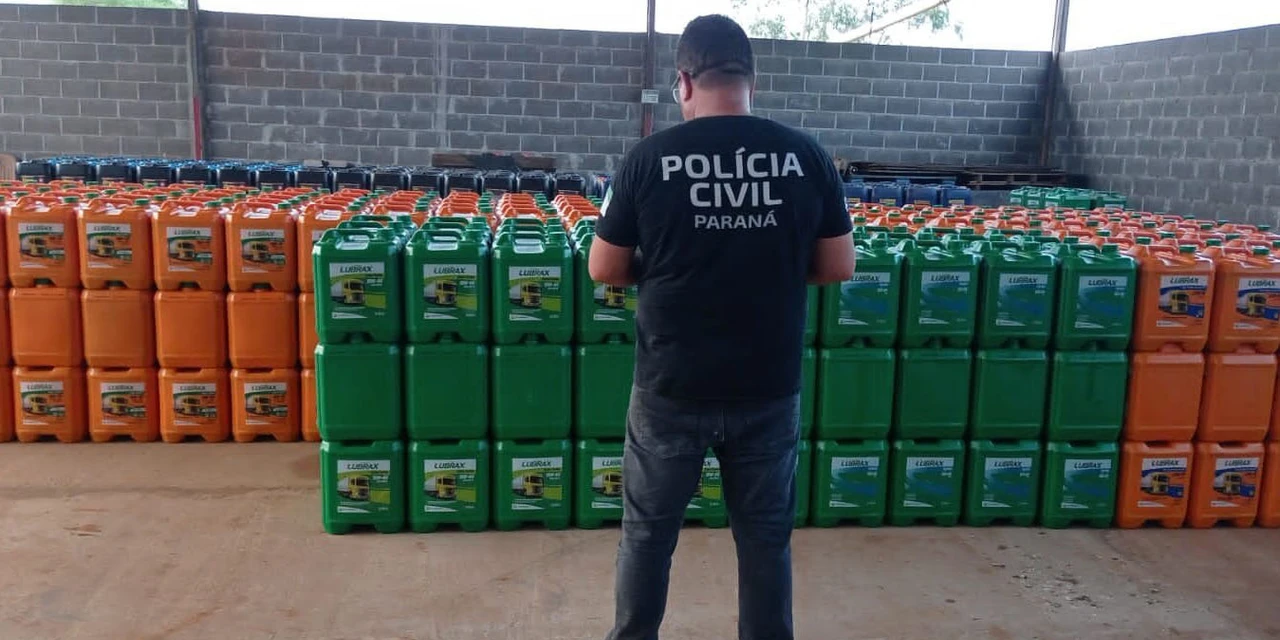 PCPR apreende 946 galões de óleo lubrificante falsificado em Umuarama