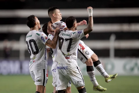 Operário vence o América-MG e ainda sonha com acesso na Série B