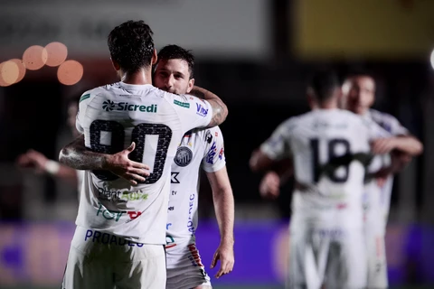 Operário vence o Sport e ainda sonha com acesso a Série A