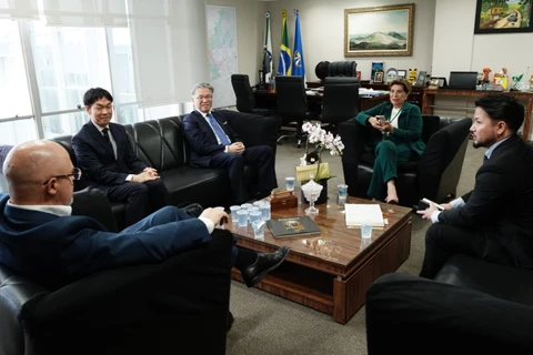 Cônsul-geral do Japão visita a Prefeitura de Ponta Grossa