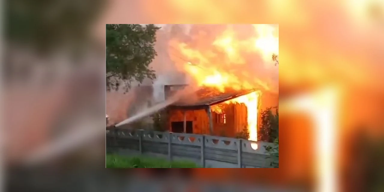 Casa é consumida por incêndio em Ponta Grossa, vídeo!