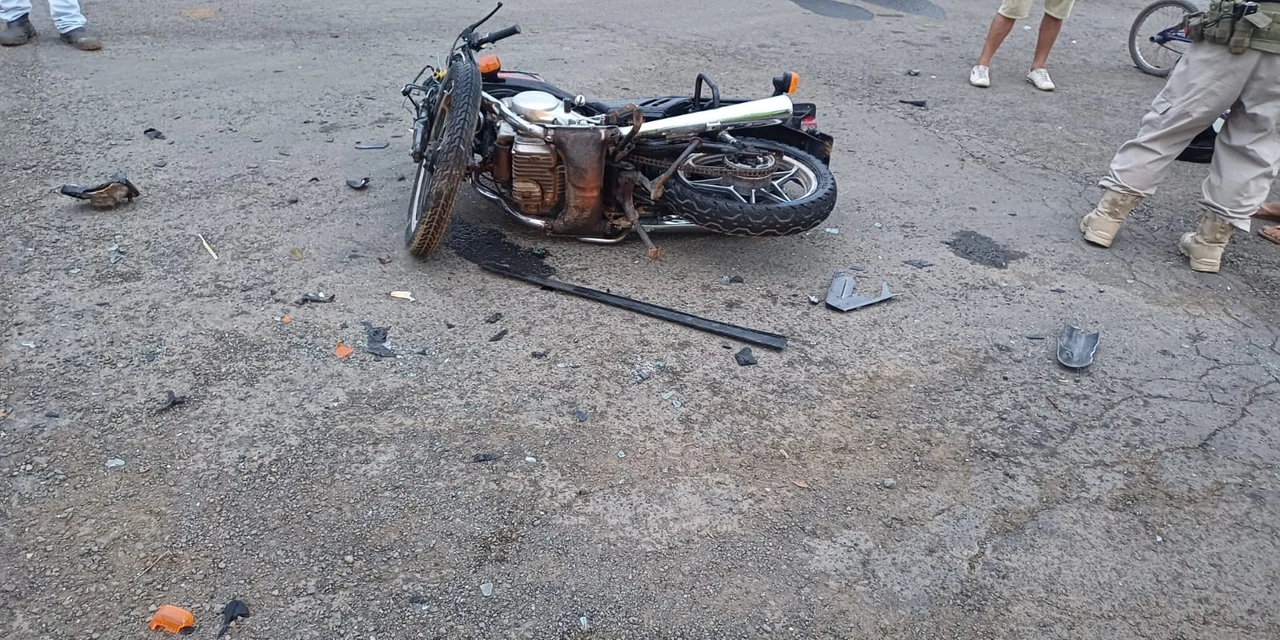 Acidente entre automóvel e motocicleta deixa uma pessoa gravemente ferida na BR- 373, em Imbituva