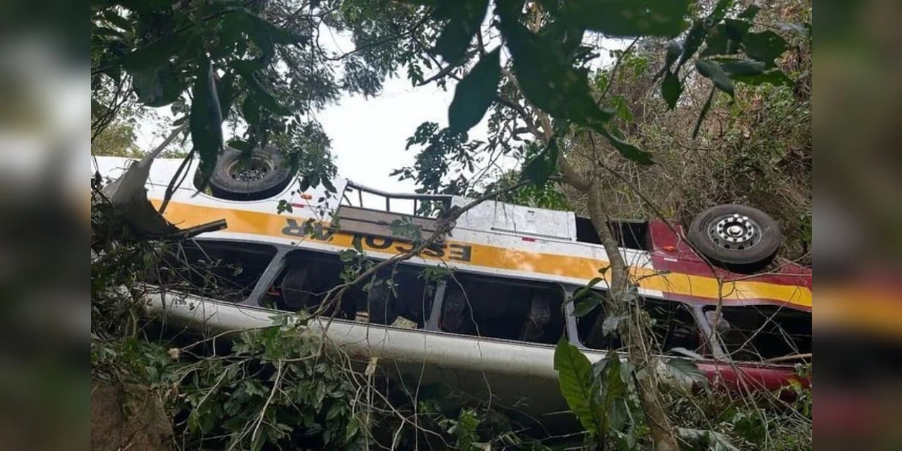 Sobe para 18 o número de mortos em acidente na Serra da Barriga