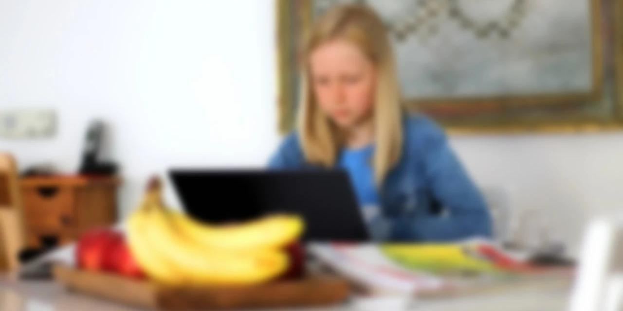 Austrália proíbe acesso de crianças às redes sociais