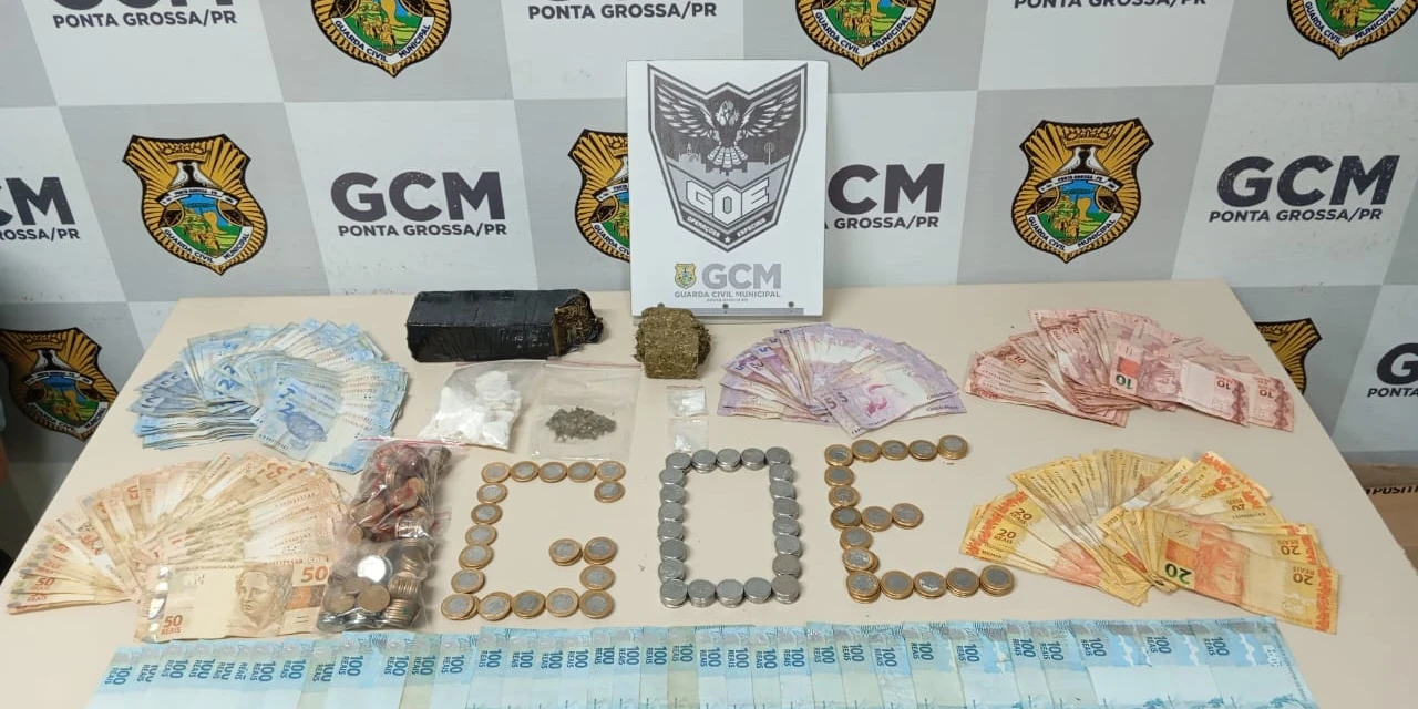 GCM apreende drogas e mais de 10 mil reais do tráfico em bairro de PG