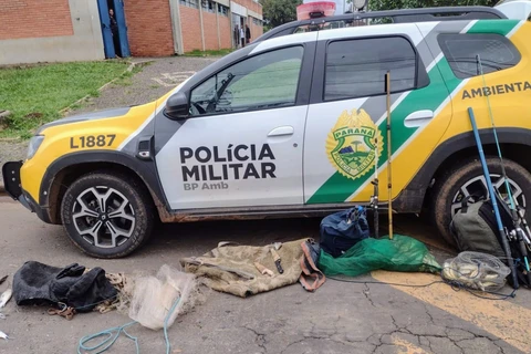 Polícia Ambiental prende pescadores em flagrante em Tibagi