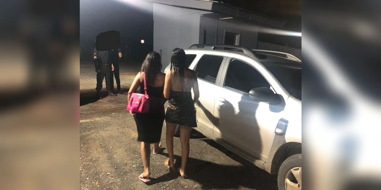 Policia Civil prende duas pessoas em flagrante por favorecimento da prostituição em Imbituva