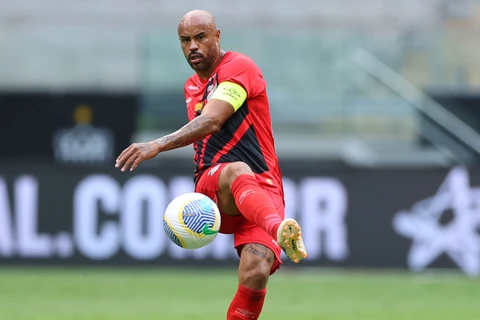 Athletico perde para o Atlético-MG e é rebaixado para Série B