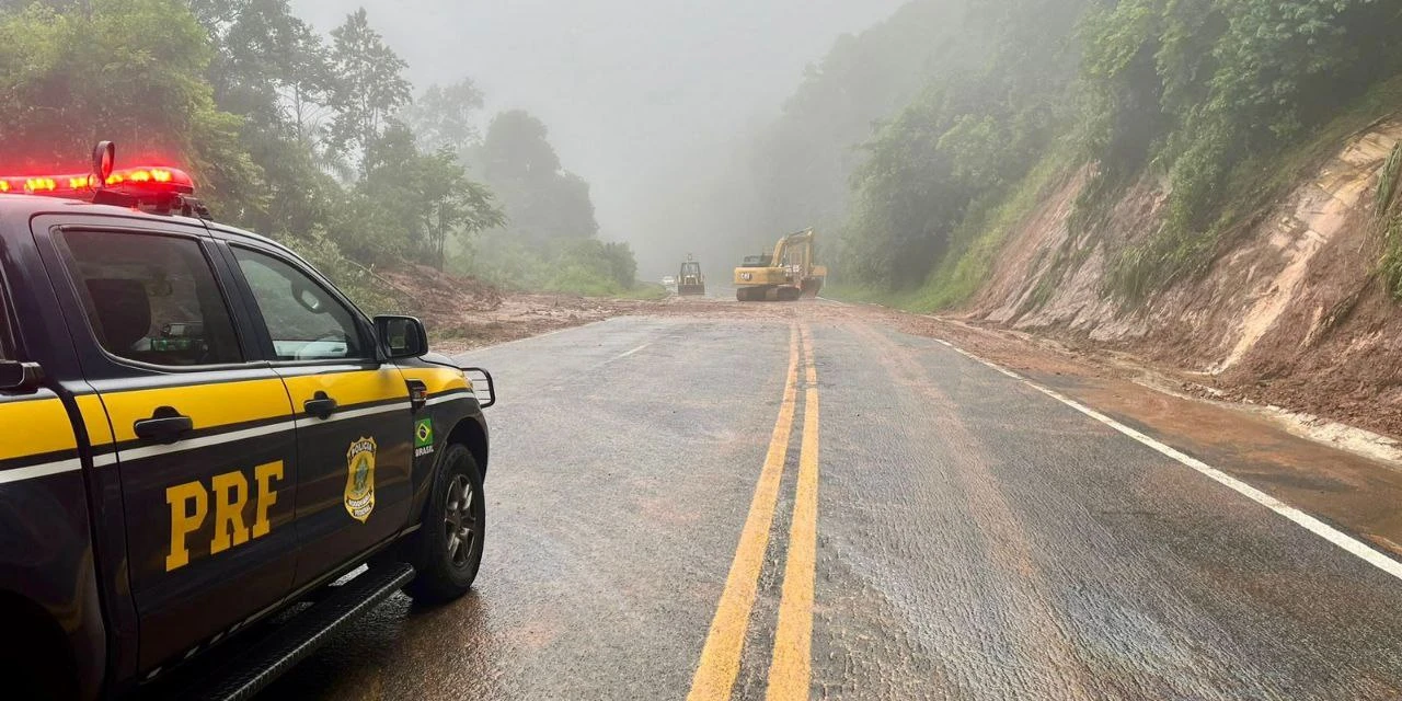 BR-277 na Serra da Esperança permanece interditada devido ao risco de mais deslizamentos