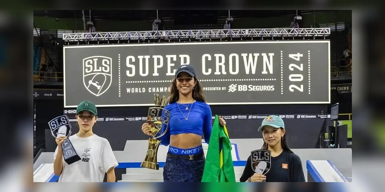 Rayssa Leal vence no fim e se torna tricampeã mundial de skate street