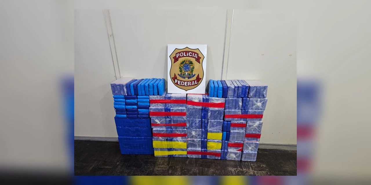 PF em Paranaguá faz cinco prisões em flagrante por tráfico internacional de drogas