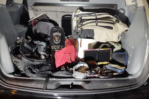 Suspeitos de assalto a joalheria são mortos em confronto com a polícia em Curitiba