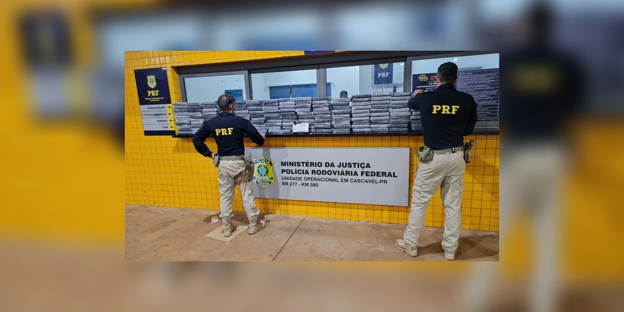 PRF apreende 173 kg de cocaína em carga de sucata na BR-277