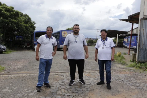 Trabalhadores do transporte coletivo em Irati estão em greve