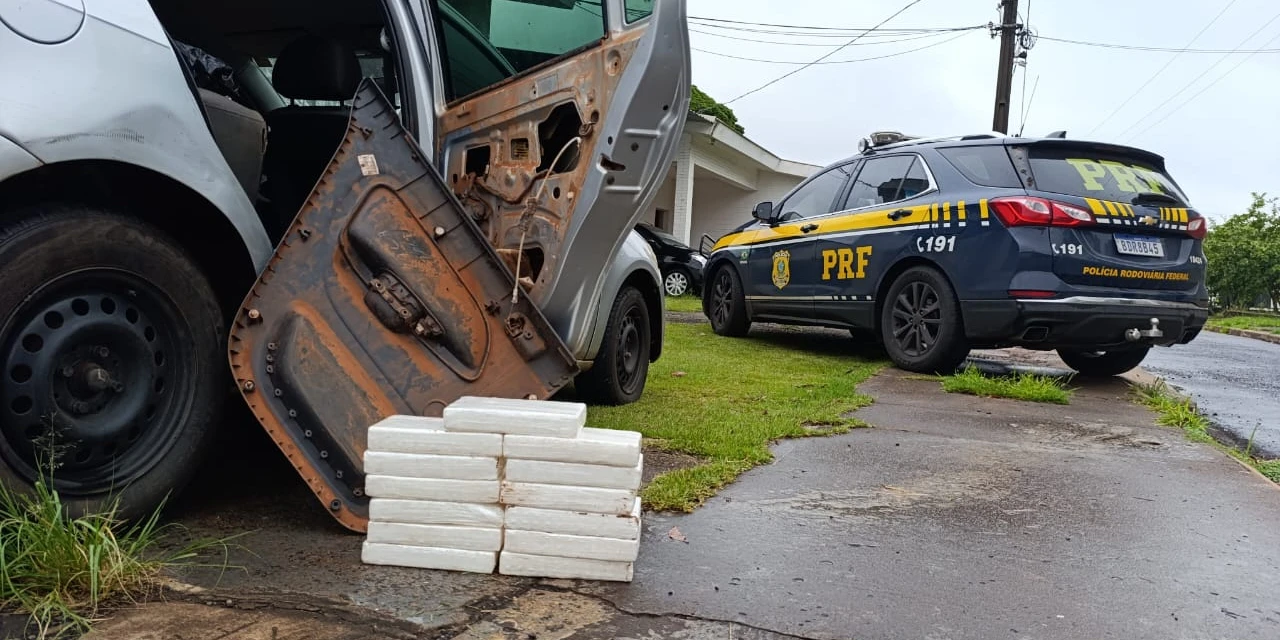 PRF apreende mais de 13 quilos de cocaína escondida em portas de carro