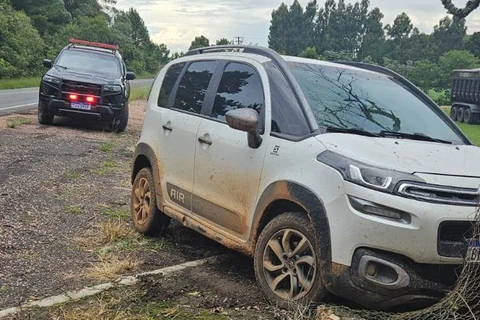 Suspeito de roubo de veículos morre em confronto com a policia em Ponta Grossa