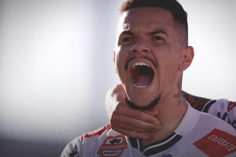 Operário vence Cascavel por 2 a 0 e se classifica para segunda fase