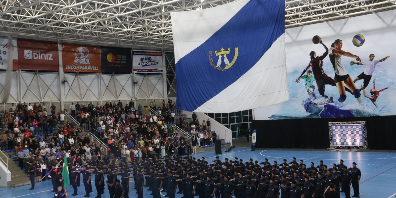 Prefeita Elizabeth anuncia contratação de novos 100 Guardas Municipais