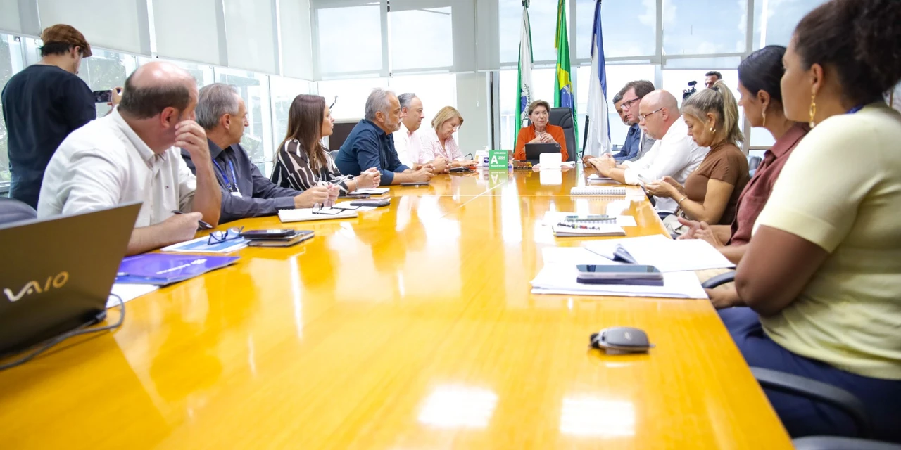 Prefeitura convoca Sanepar para alinhar plano de ação de reequilíbrio do abastecimento em PG