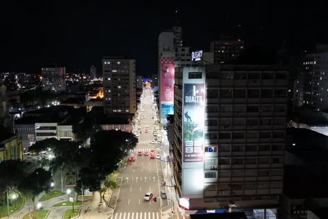 Prefeitura de Ponta Grossa já substituiu mais de 14,8 mil lâmpadas convencionais por LED