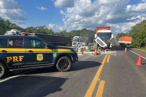 Estradas federais no Paraná registram 9 mortes durante carnaval