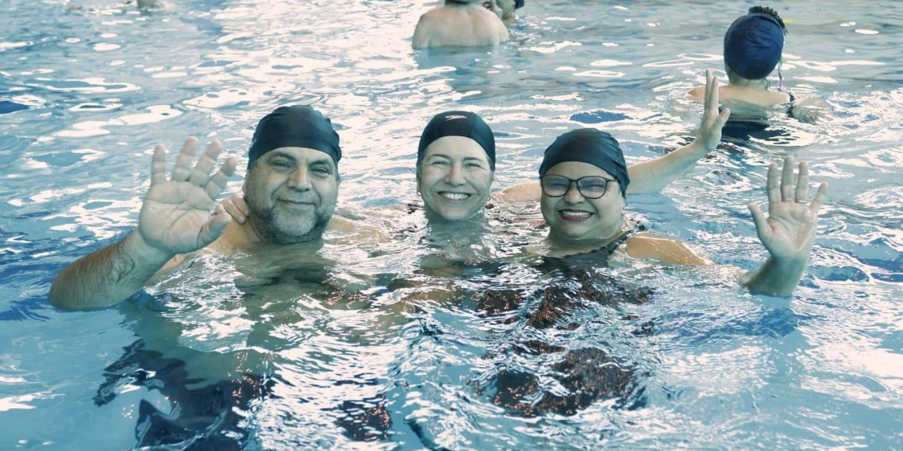 Prefeitura realiza rematrícula para atividades na piscina da Arena