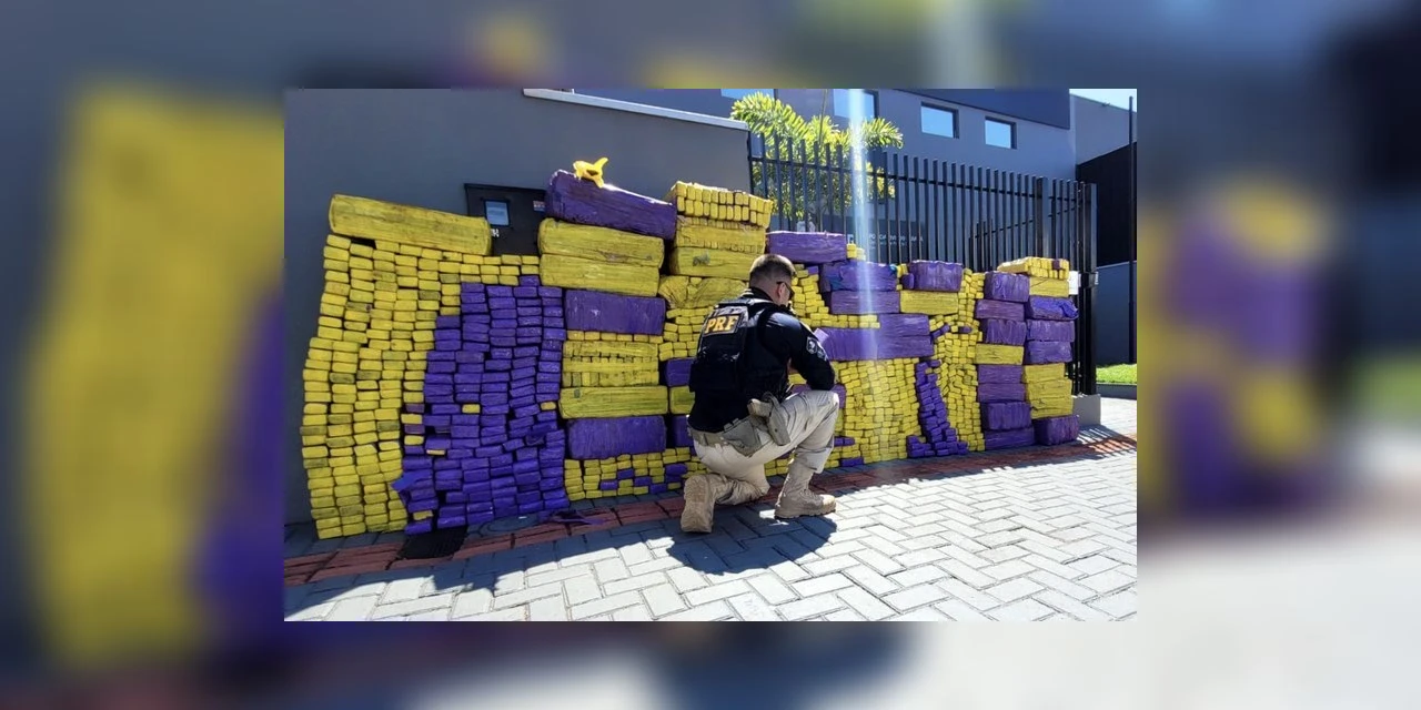 PRF apreende 1,2 tonelada de maconha escondida em caminhão que seguia do PR para SP