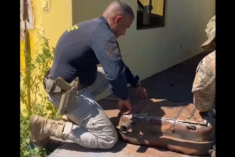 PRF apreende 26 kg de drogas em Belina que transportava galinhas