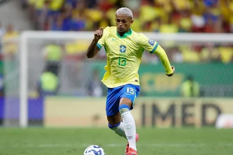 Seleção começa duelo contra Argentina com Wesley e Matheus Cunha