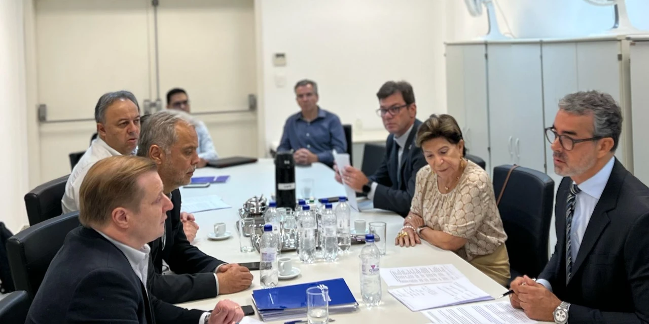 Prefeitura e MP estudam medidas de compensação da Sanepar para a população