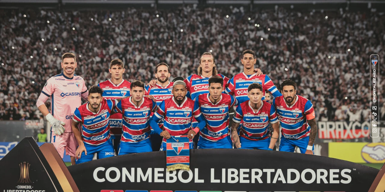 Colo Colo x Fortaleza é suspenso após invasão de torcedores ao gramado
