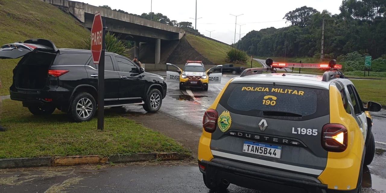 Suspeito é baleado após tentar atropelar policiais militares em Irati
