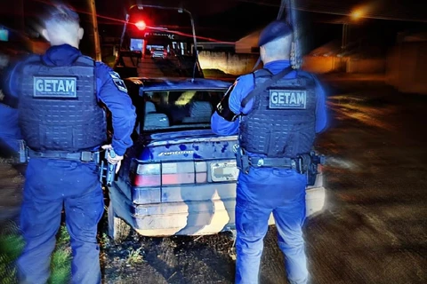 Casal é detido após fuga da GCM com veículo furtado em PG 