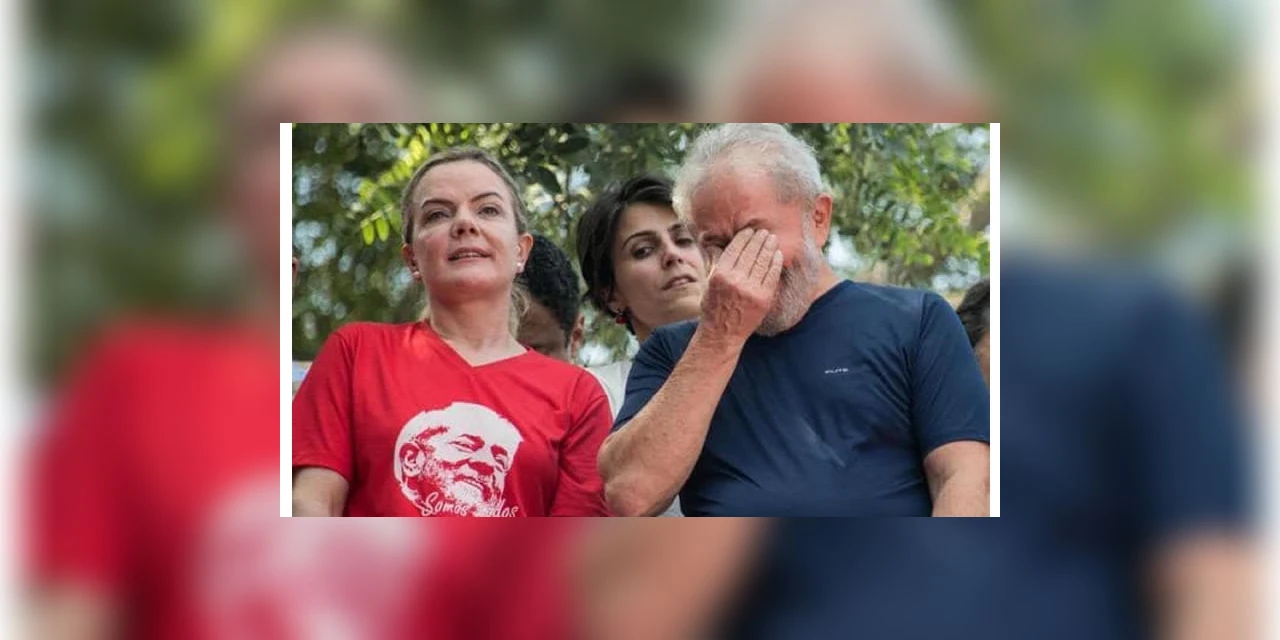 A diferença ente Lula e Collor é que Lula é inocente e o ex é culpado; diz Gleisi 