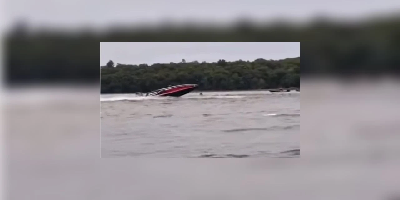 Corpo de jovem que sumiu após batida entre barcos é encontrado