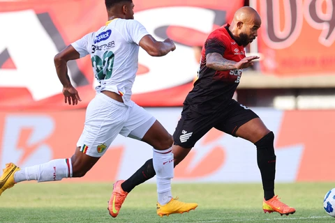 Athletico fica no empate com o Brusque no jogo de ida da terceira fase da Copa do Brasil