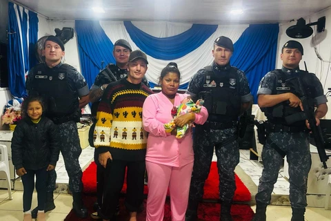 GCM salva bebê de cinco dias engasgado 