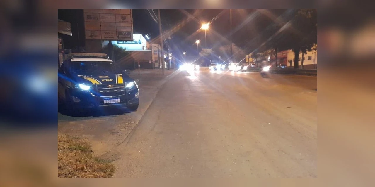 Motorista alcoolizado causa acidente na Souza Naves e é detido pela PRF  