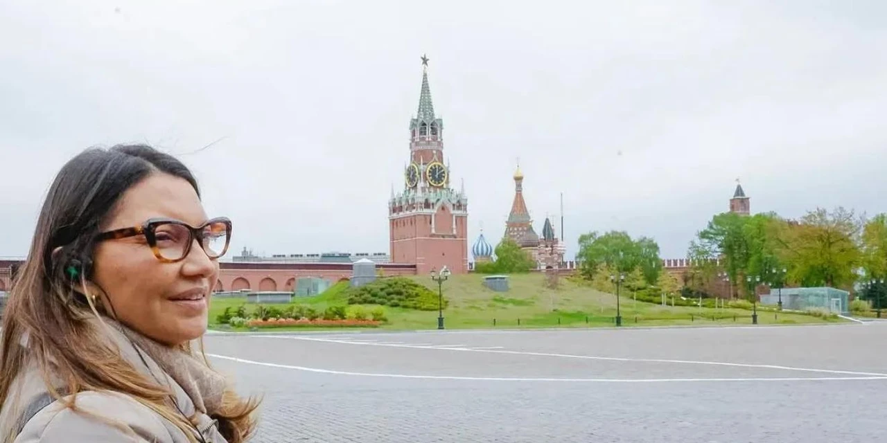 Janja viaja antes de Lula para Moscou e compartilha fotos de visita ao Kremlin 